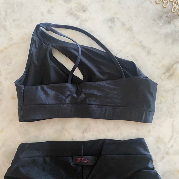 Yoga Set - Picture 2 of 8